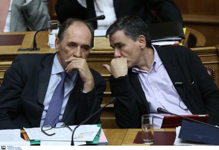 Μετά το Πάσχα το Eurogroup για την αξιολόγηση – Παραμένει την Μ. Τετάρτη στην Αθήνα το κουαρτέτο