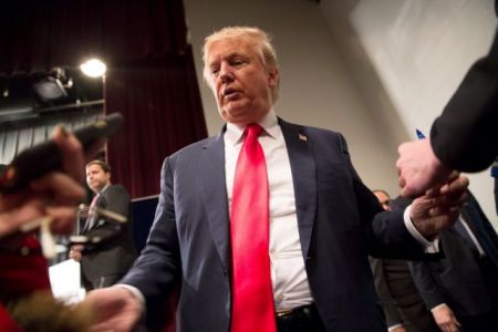 Ο πρόεδρος Ντόναλντ Τραμπ θα «φακελώνει» τους μουσουλμάνους