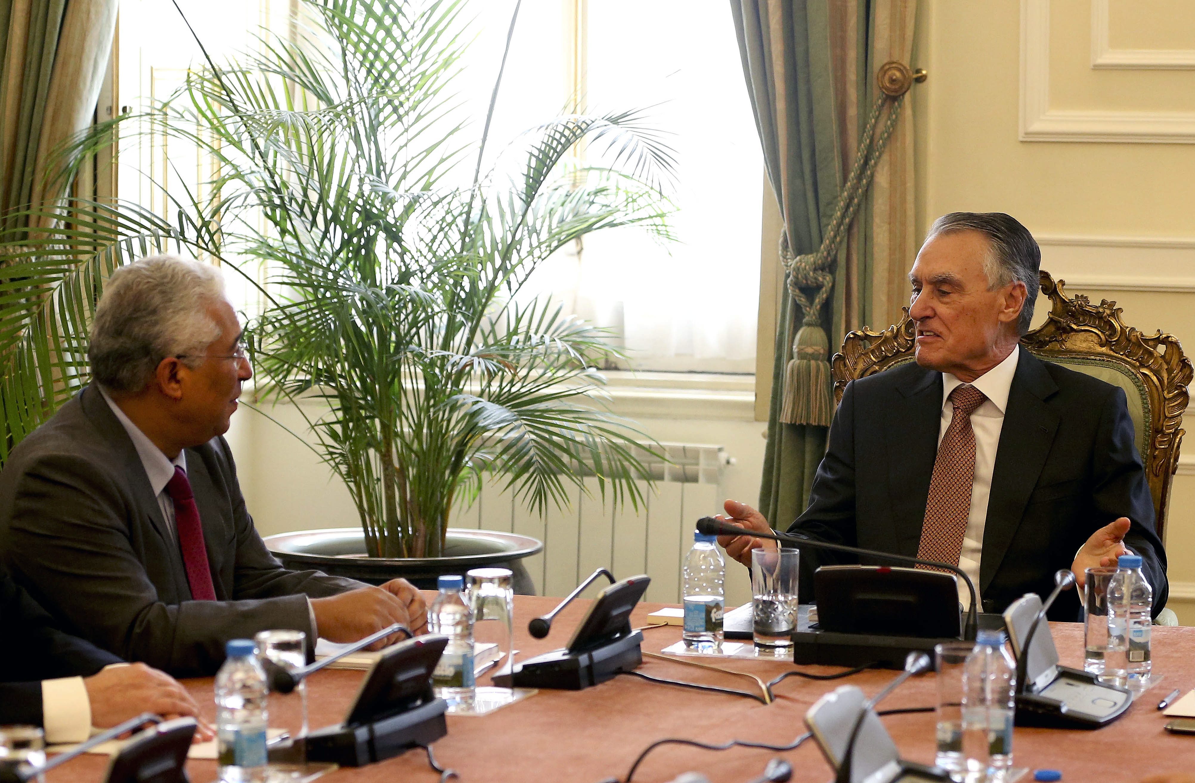 Στη συμμαχία σοσιαλιστών-κομμουνιστών δίνεται η εντολή για σχηματισμό κυβέρνησης στην Πορτογαλία