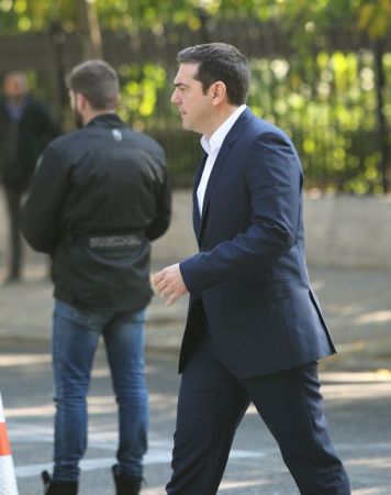 Αγωνία για το Ασφαλιστικό, φόβος για το Προσφυγικό