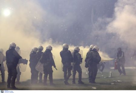 Η ΕΛ.ΑΣ. δημιουργεί «τράπεζα δεδομένων» για τους ταραξίες των γηπέδων