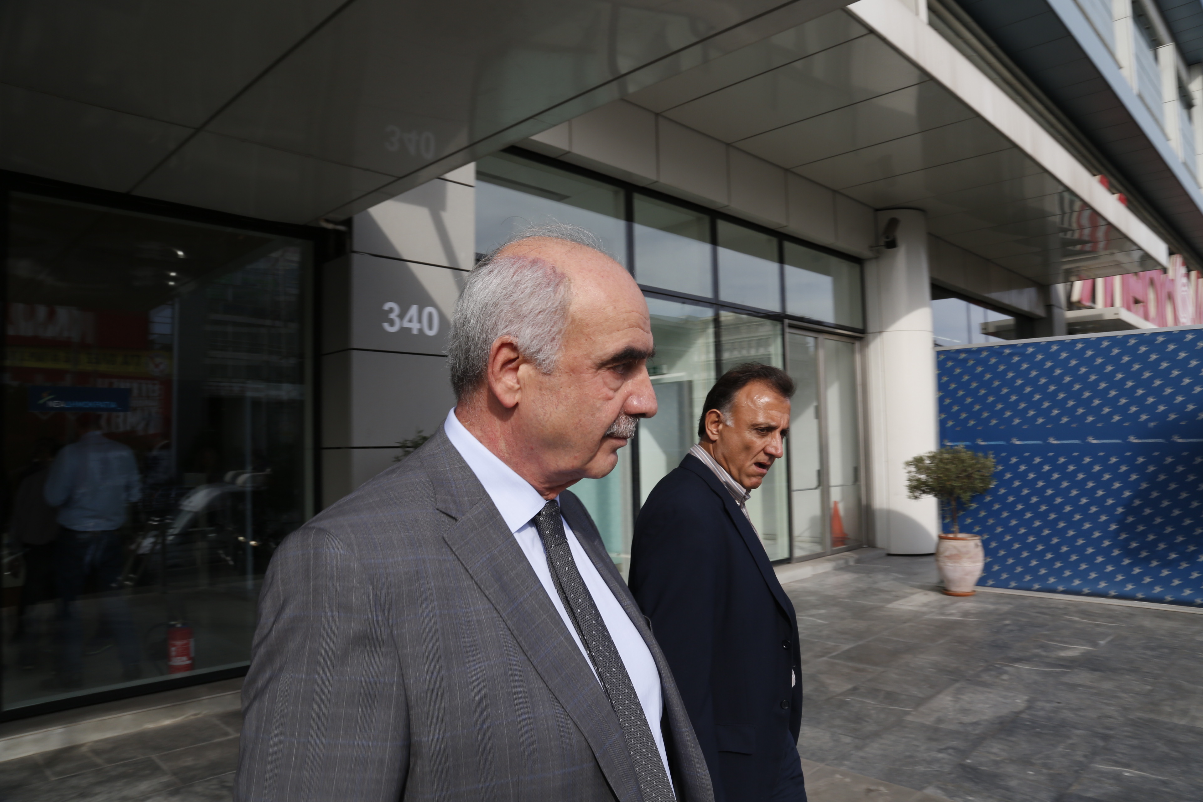 Μεϊμαράκης για Τσίπρα-Καραμανλή: Το άπειρο παιδί πήρε τον έμπειρο