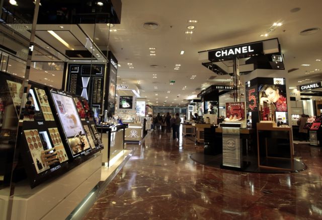 Γαλλία: Πρώτες εκτιμήσεις για το κόστος των τρομοκρατικών επιθέσεων