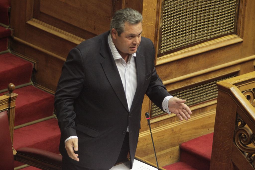 Διαβεβαιώσεις Καμμένου για την αποκατάσταση των αποδοχών των ενστόλων