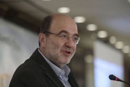 Τρύφων Αλεξιάδης: Οχι αναδρομικός φόρος για τα εισοδήματα του 2015