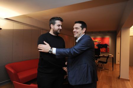 Απάντηση-μνημείο του γραμματέα νεολαίας ΣΥΡΙΖΑ για τους διορισμούς των συγγενών του