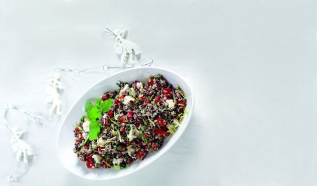 Σαλάτα με κινόα, κουνουπίδι και ρόδι