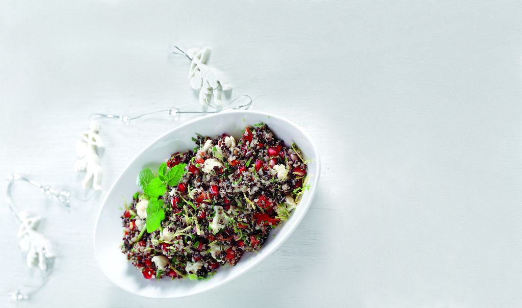 Σαλάτα με κινόα, κουνουπίδι και ρόδι