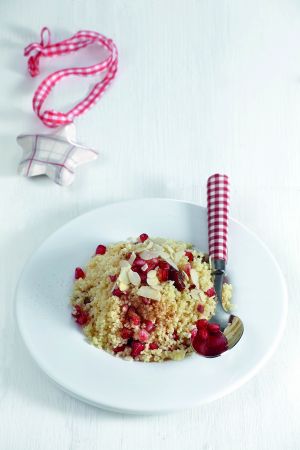 Κουσκούς με ρόδι, αμύγδαλα και μέλι