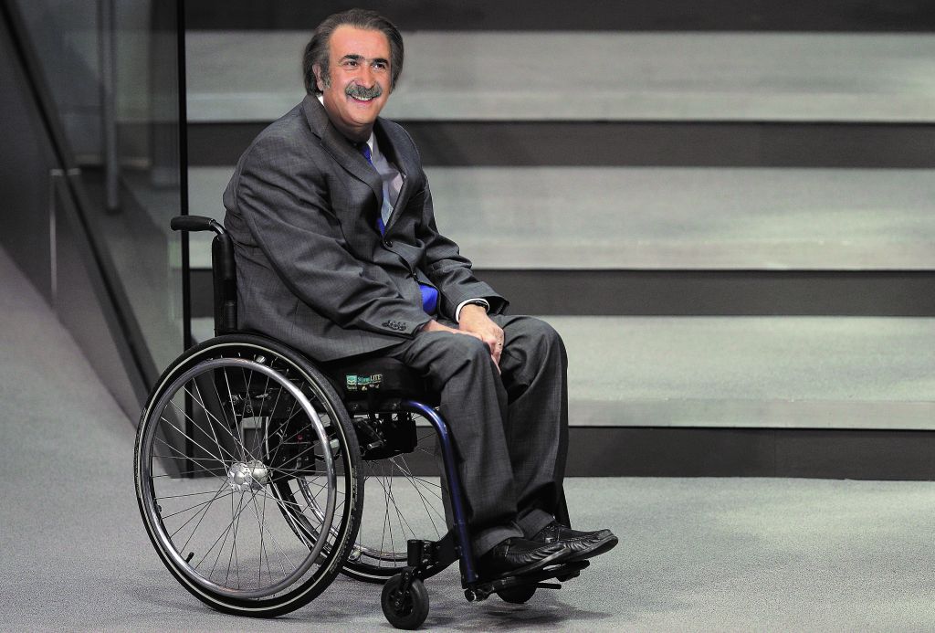 Μπες στη θέση του