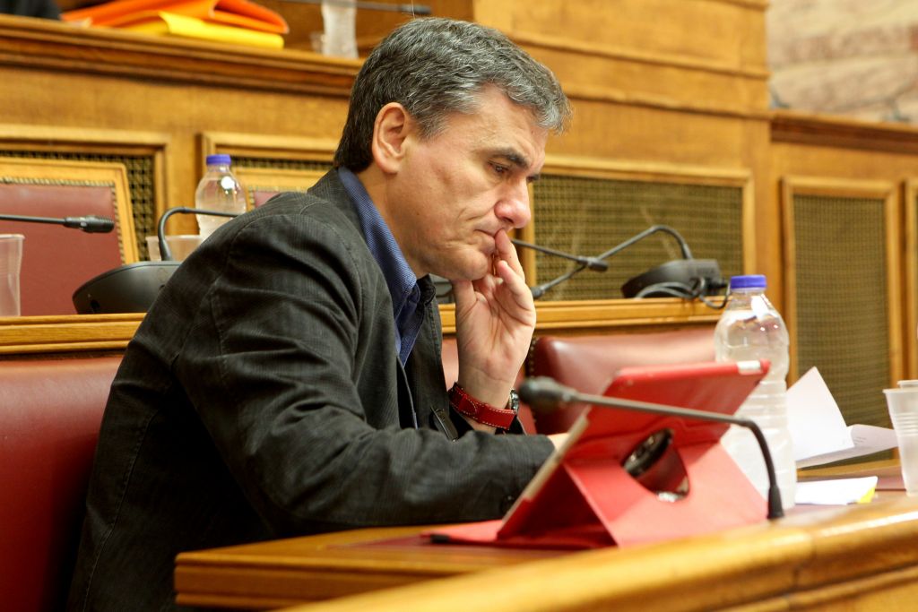 Τσακαλώτος:H διάθεση μετοχών σε Έλληνες υποχρέωση των τραπεζών