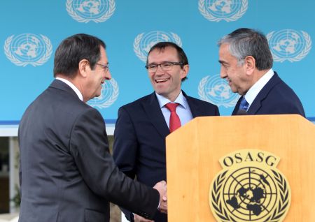 Tέλος Ιουλίου η συζήτηση Αναστασιάδη- Ακιντζί για εδαφικό, ασφάλεια, εγγυήσεις