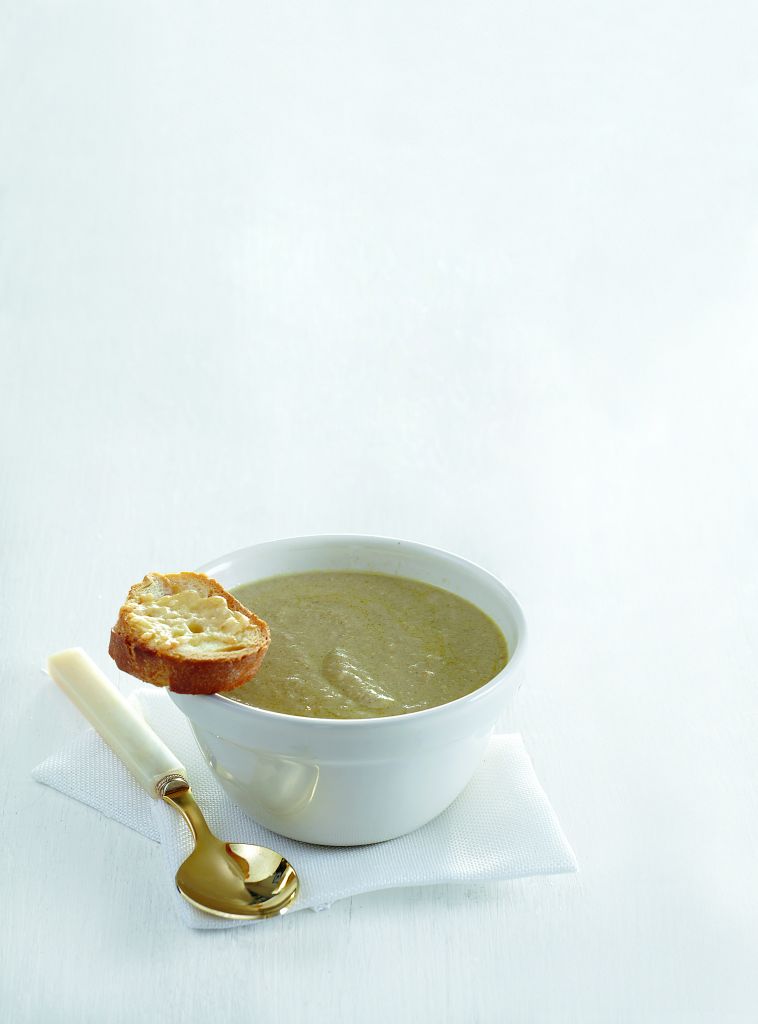 Μανιταρόσουπα με λάδι μαύρης τρούφας