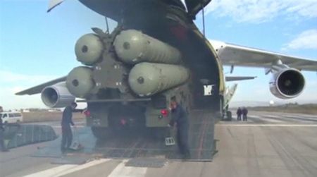 H προμήθεια της Τουρκίας με S-400 προκαλεί τις ΗΠΑ