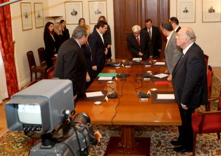 Συμφωνία για το προσφυγικό – στη Βουλή το ασφαλιστικό