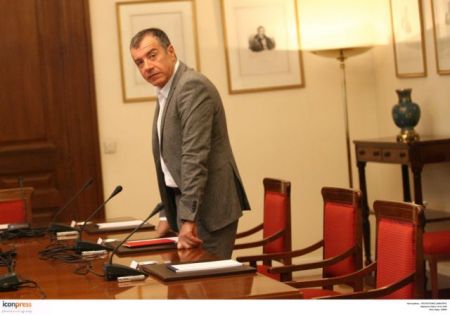 Θεοδωράκης: Το Ποτάμι δεν διαλύεται, δεν θα ενταχθεί σε αλλο κόμμα