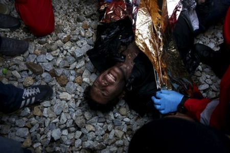 Έκρυθμη η κατάσταση στην Ειδομένη, ένας σοβαρά τραυματίας