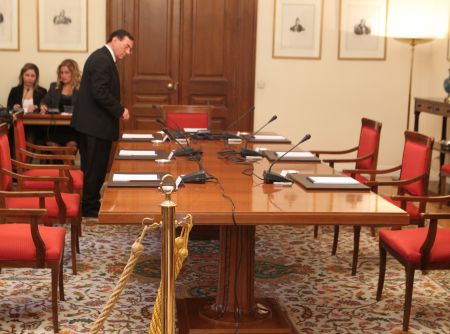 ΝΔ: Χαμηλές προσδοκίες στη σύσκεψη των αρχηγών για το προσφυγικό