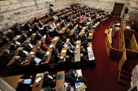 Επαφές Τσίπρα με βουλευτές εν όψει Χριστουγεννιάτικου… «Γολγοθά»