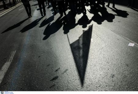 Στο κουαρτέτο η πρόταση για εθνική σύνταξη στα 384 ευρώ