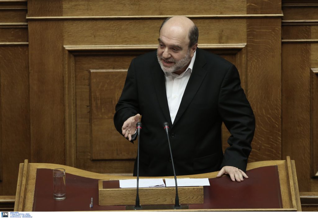 Αλεξιάδης: Δεν είπα ποτέ για φόρο σε όσους δεν μαζέψουν αποδείξεις