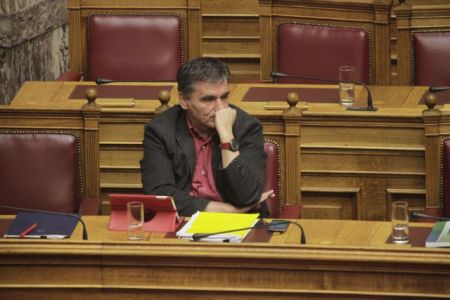 Βουλή: Ψηφίστηκε με 153 ψήφους ο προϋπολογισμός του 2016
