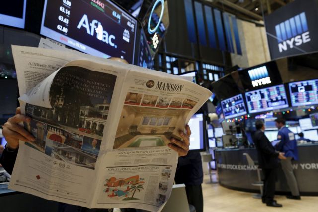 Οι αγορές σφυροκοπούν το αργό και τις πετρελαϊκές μετοχές