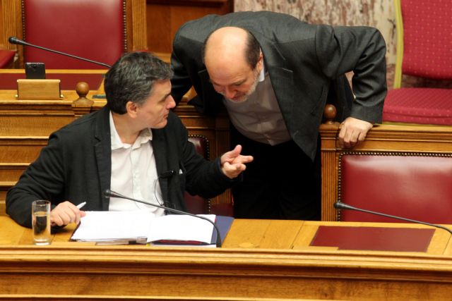 Tsakalotos and Alexiadis meet institutions to debate prior actions