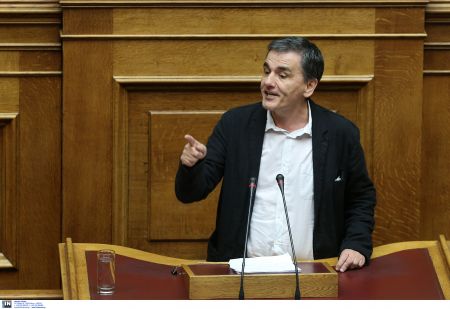 Πώς φτάσαμε στη συμφωνία του «Χίλτον»