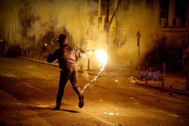 Serious clashes in Athens city center during Grigoropoulos protests