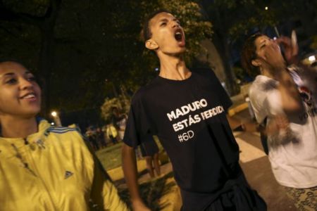 Βενεζουέλα: Η αντιπολίτευση έπιασε τον αριθμό των 112 εδρών