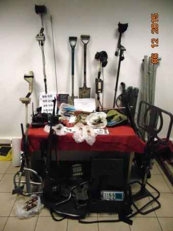 Συνελήφθησαν επ’ αυτοφώρω για λαθρανασκαφή