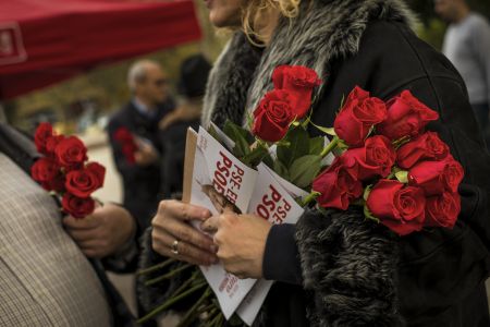 Ισπανία: Στις κάλπες την Κυριακή για τις πλέον αβέβαιες εκλογές μετά την πτώση της δικτατορίας του Φράνκο