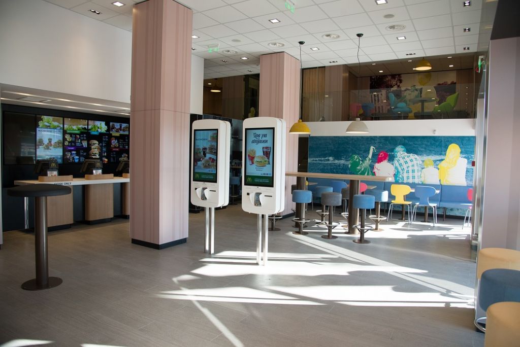 Νέο εστιατόριο McDonald’s στη Γλυφάδα