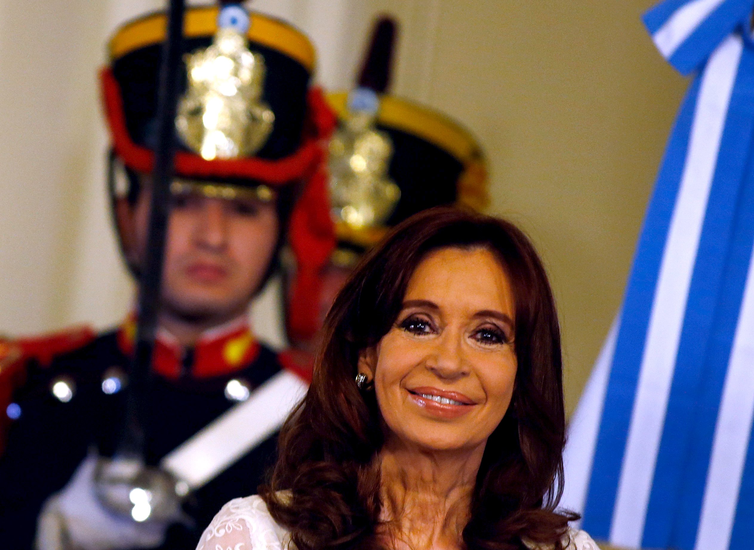 Δίωξη εις βάρος της τέως προέδρου της Αργεντινής για δολάρια και παράγωγα