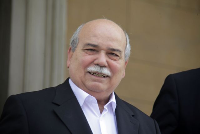 Voutsis reveals mistake included in 2016 budget on party funding