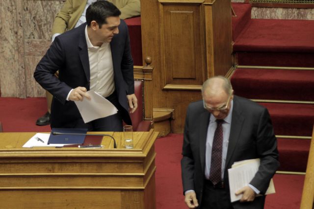 Πόκερ με το Ασφαλιστικό και… μπαλαντέρ ο Λεβέντης