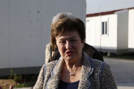 Αντιπρόεδρος ΕΕ: Σοκ για την Ελλάδα η μαζική είσοδος προσφύγων