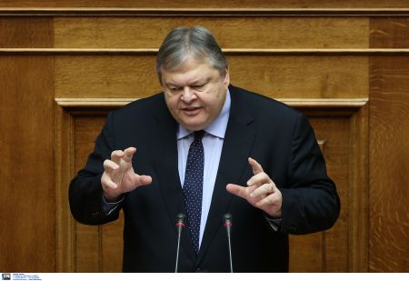 Βενιζέλος:Μην αποκλείουμε τη νομική διεκδίκηση Γλυπτών του Παρθενώνα