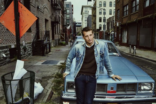 Γκαρθ Ρισκ Χόλμπεργκ: «Οι συγγραφείς πρέπει να είναι λίγο αφελείς και περίεργοι»