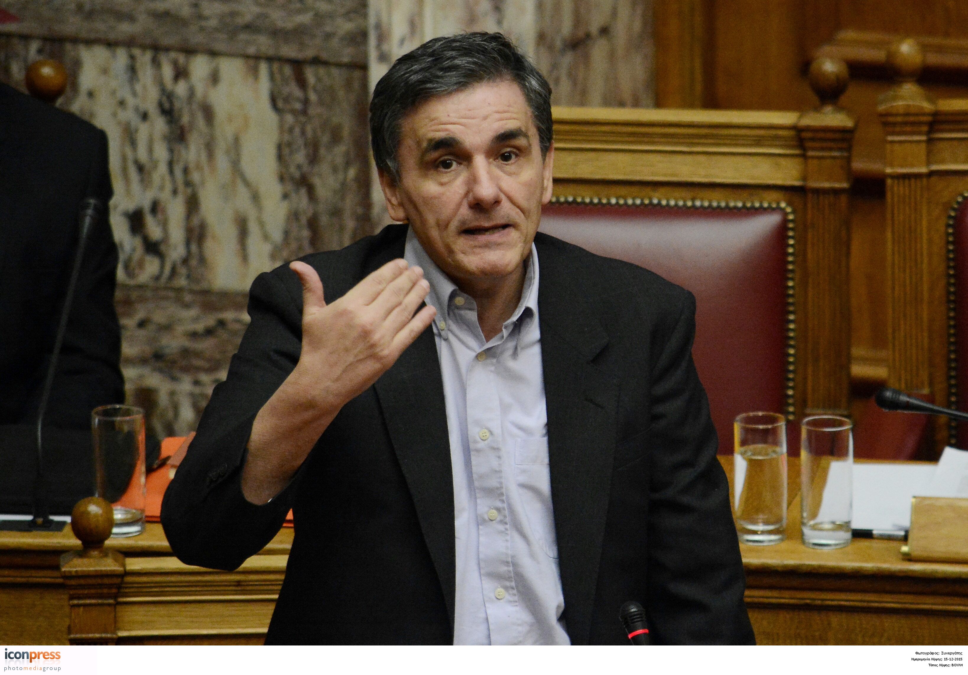 Η ατζέντα της τρόικας και οι νέοι σκόπελοι του 2016