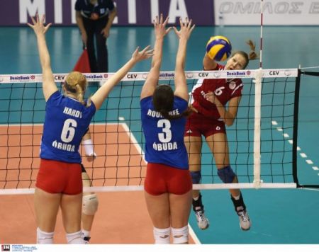 Ο Ολυμπιακός στους «16» του Challenge Cup γυναικών