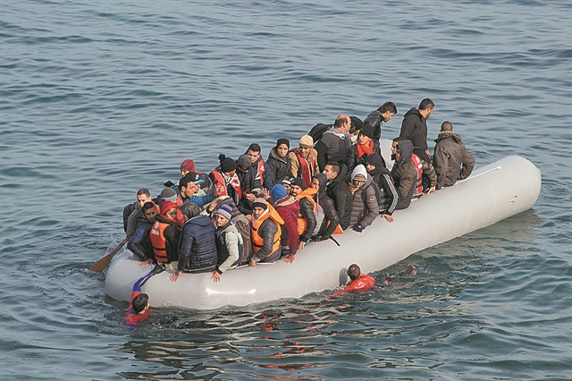 Συναγερμός για το Μεταναστευτικό