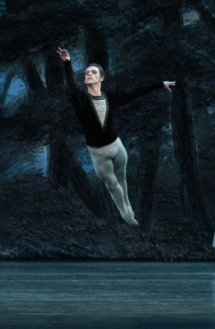 Σεργκέι Πολούνιν: Το κακό παιδί του μπαλέτου στην Αθήνα με «Ζιζέλ»