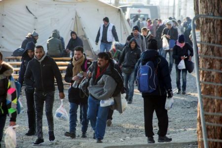 Χίος: SOS από τη Frontex για αμίαντο σε κέντρο καταγραφής προσφύγων