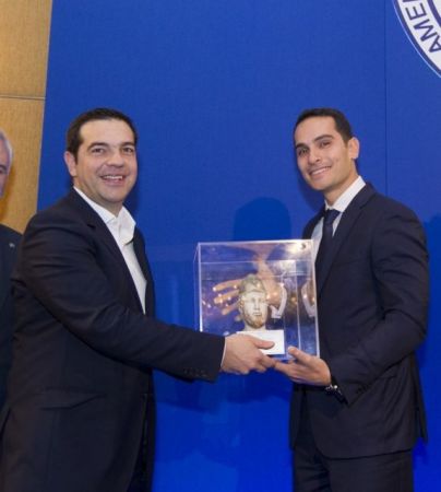 Γ.Σεραφείμ:Πώς μπορεί να μειωθεί λογιστικά κατά 290 δισ. το χρέος!