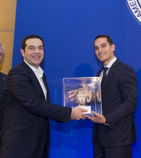 Γ.Σεραφείμ:Πώς μπορεί να μειωθεί λογιστικά κατά 290 δισ. το χρέος!