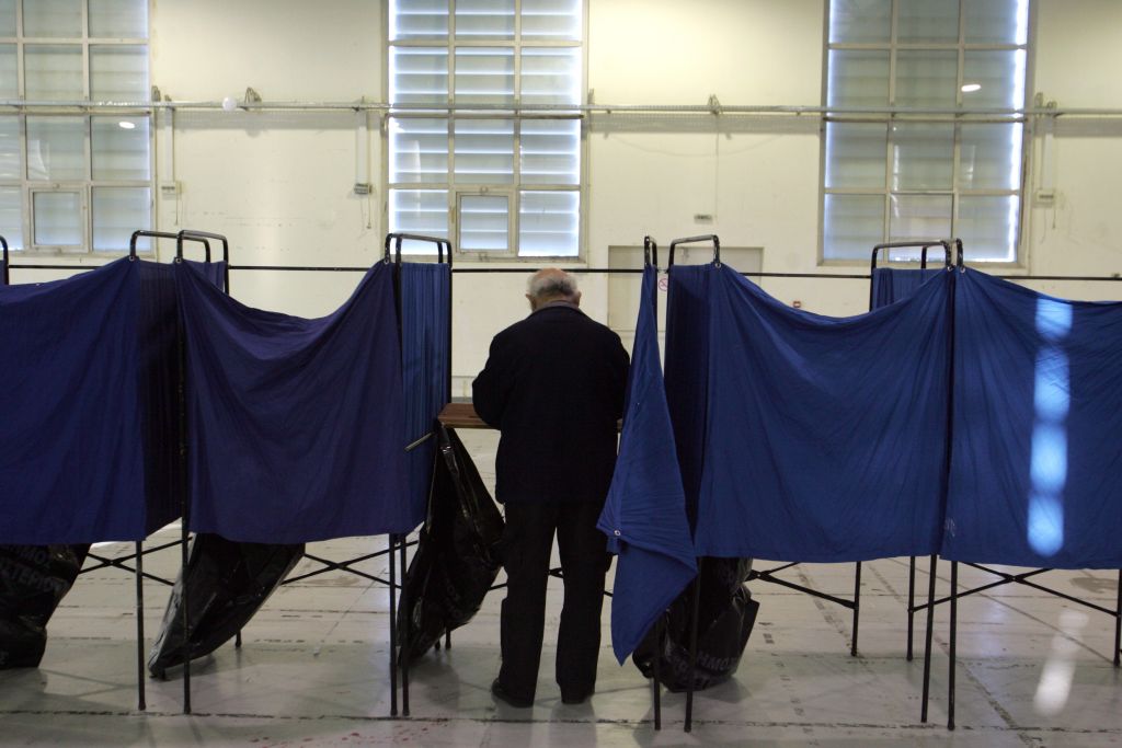 Πάνω από 10 μονάδες η διαφορά ΝΔ – ΣΥΡΙΖΑ σε νέα δημοσκόπηση