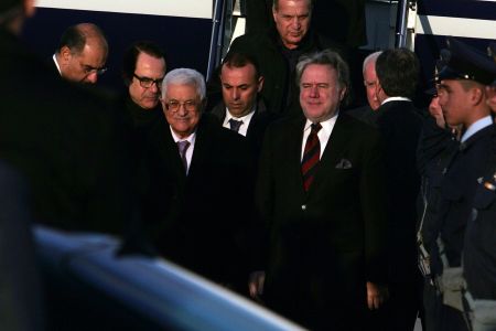 Ψηλά στα ισραηλινά ΜΜΕ η επίσκεψη Αμπάς στην Αθήνα