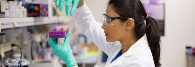 15 νομπελίστες υπέρ της ενίσχυσης της έρευνας στην Ελλάδα